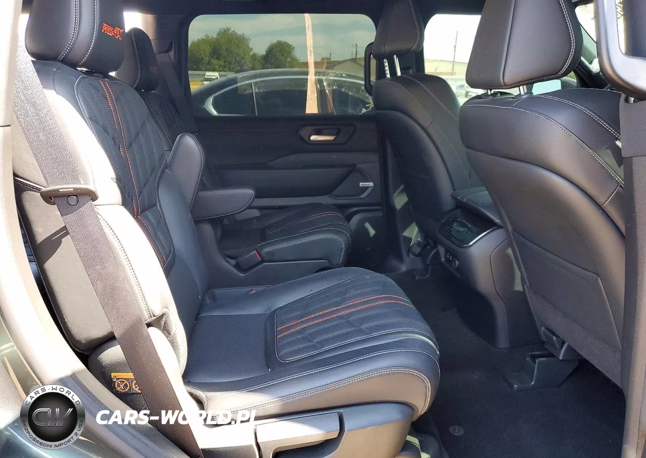 2026 Nissan Armada Pro-4X VIN:JN8AY3DB1T9122283 - 11