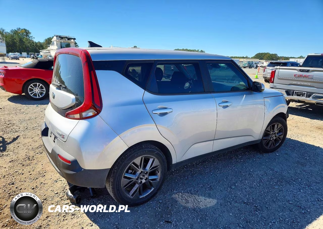 2021 Kia Soul S VIN:KNDJ23AU4M7795617 - 3