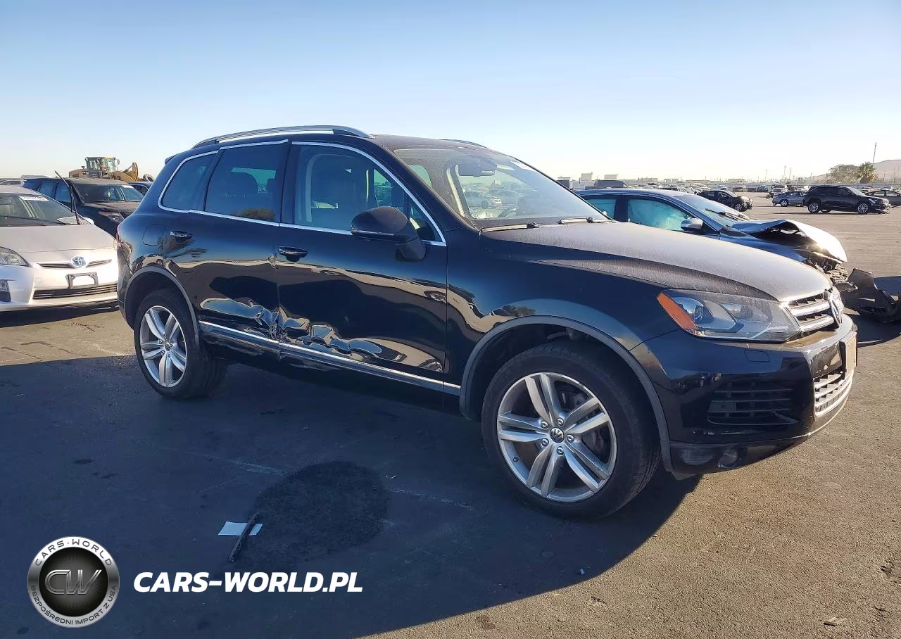 2013 Volkswagen Touareg V6 Tdi VIN:WVGEP9BP8DD012228 - 4