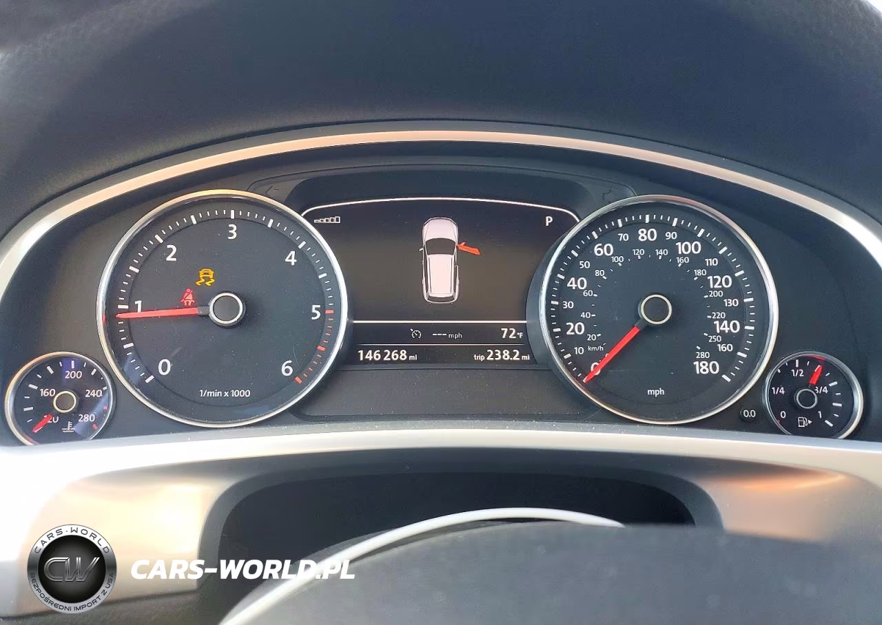 2013 Volkswagen Touareg V6 Tdi VIN:WVGEP9BP8DD012228 - 9