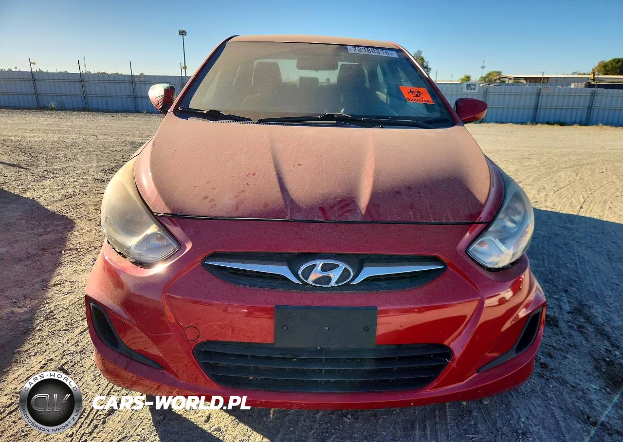 2013 Hyundai Accent Gls VIN:KMHCT4AE1DU521745 - 5