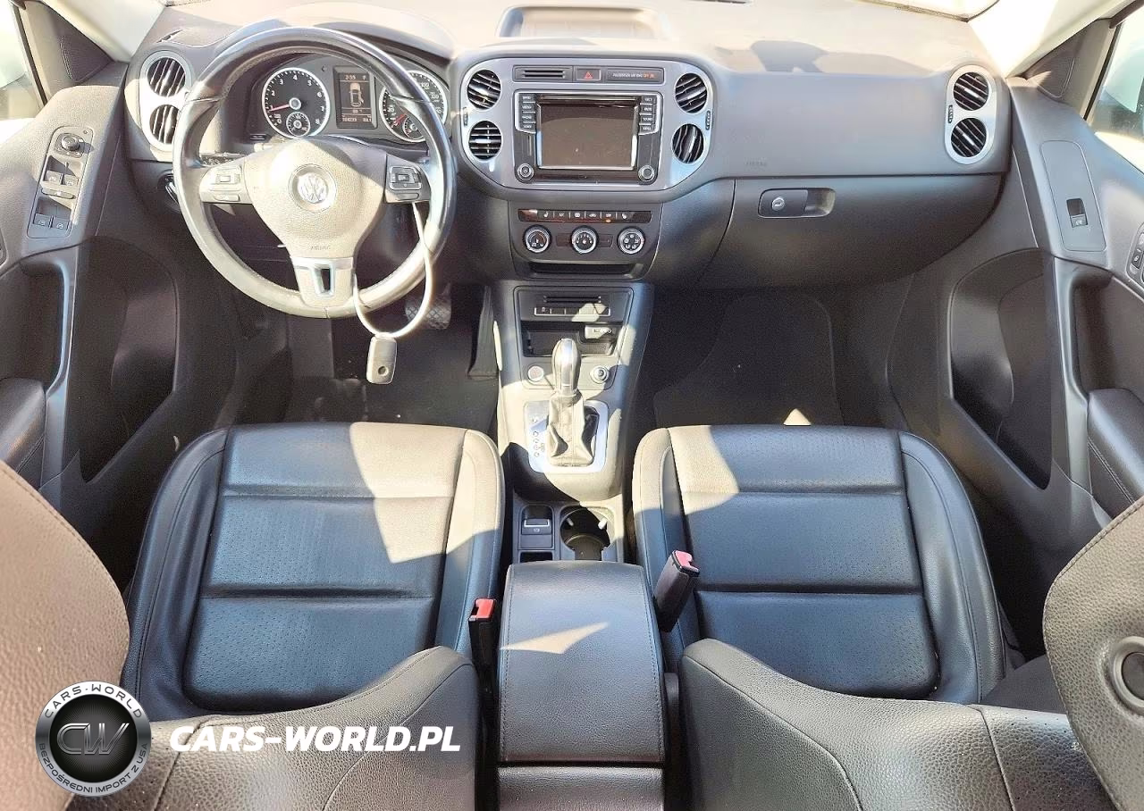 2017 Volkswagen Tiguan S VIN:WVGAV7AX2HK030462 - 8