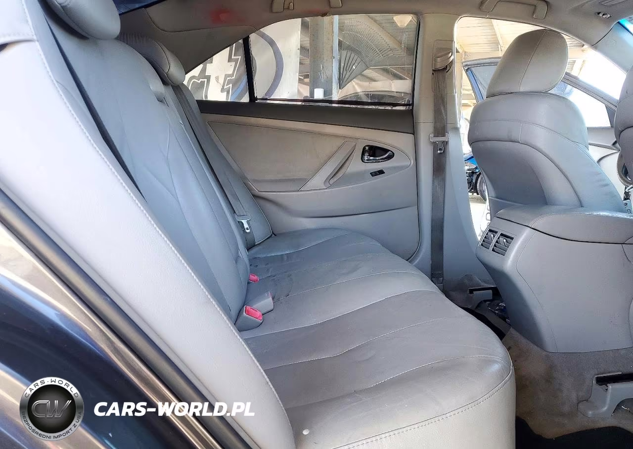 2007 Toyota Camry Hybrid VIN:JTNBB46K573040114 - 10