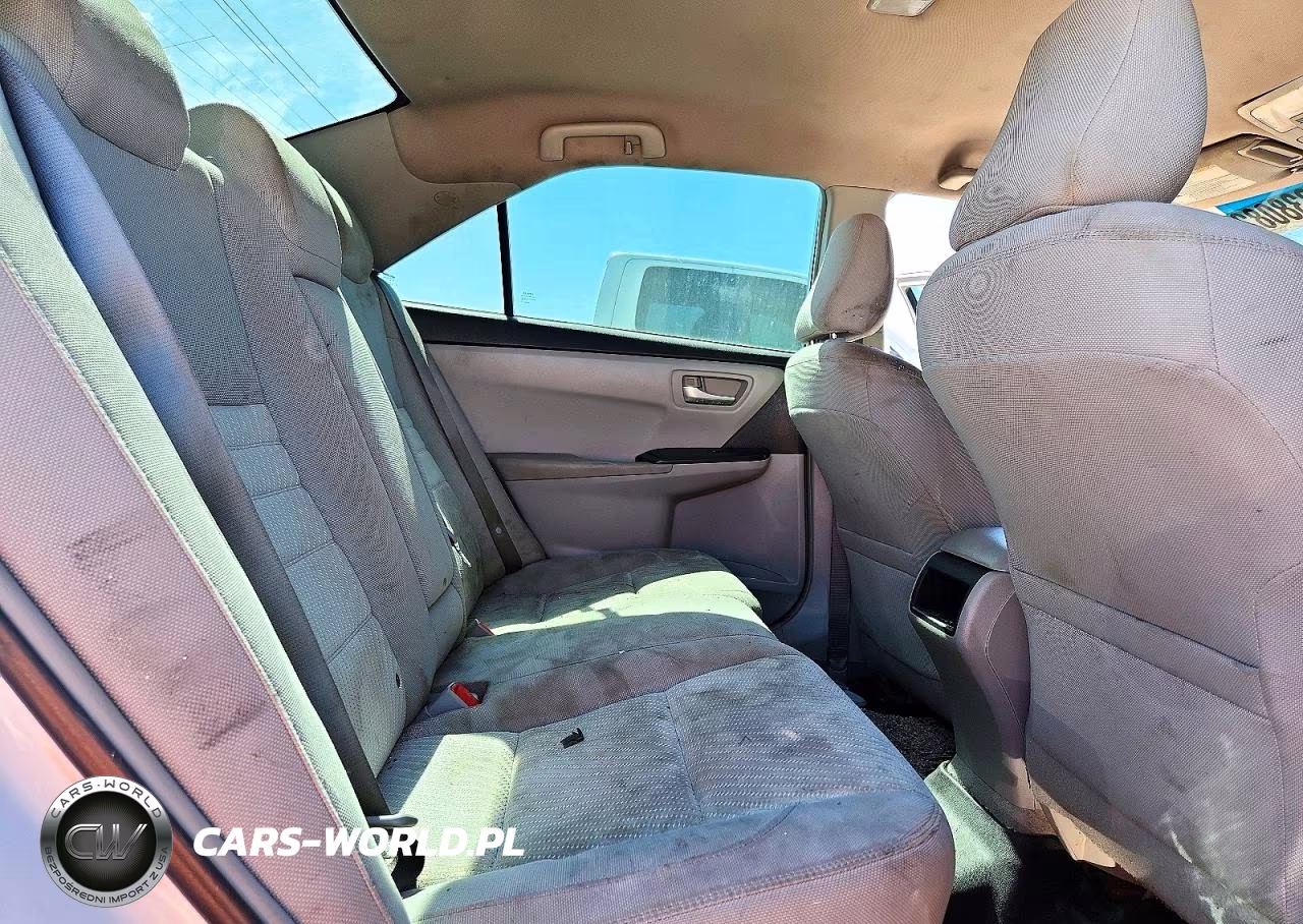 2016 Toyota Camry Le VIN:4T4BF1FK4GR528473 - 10