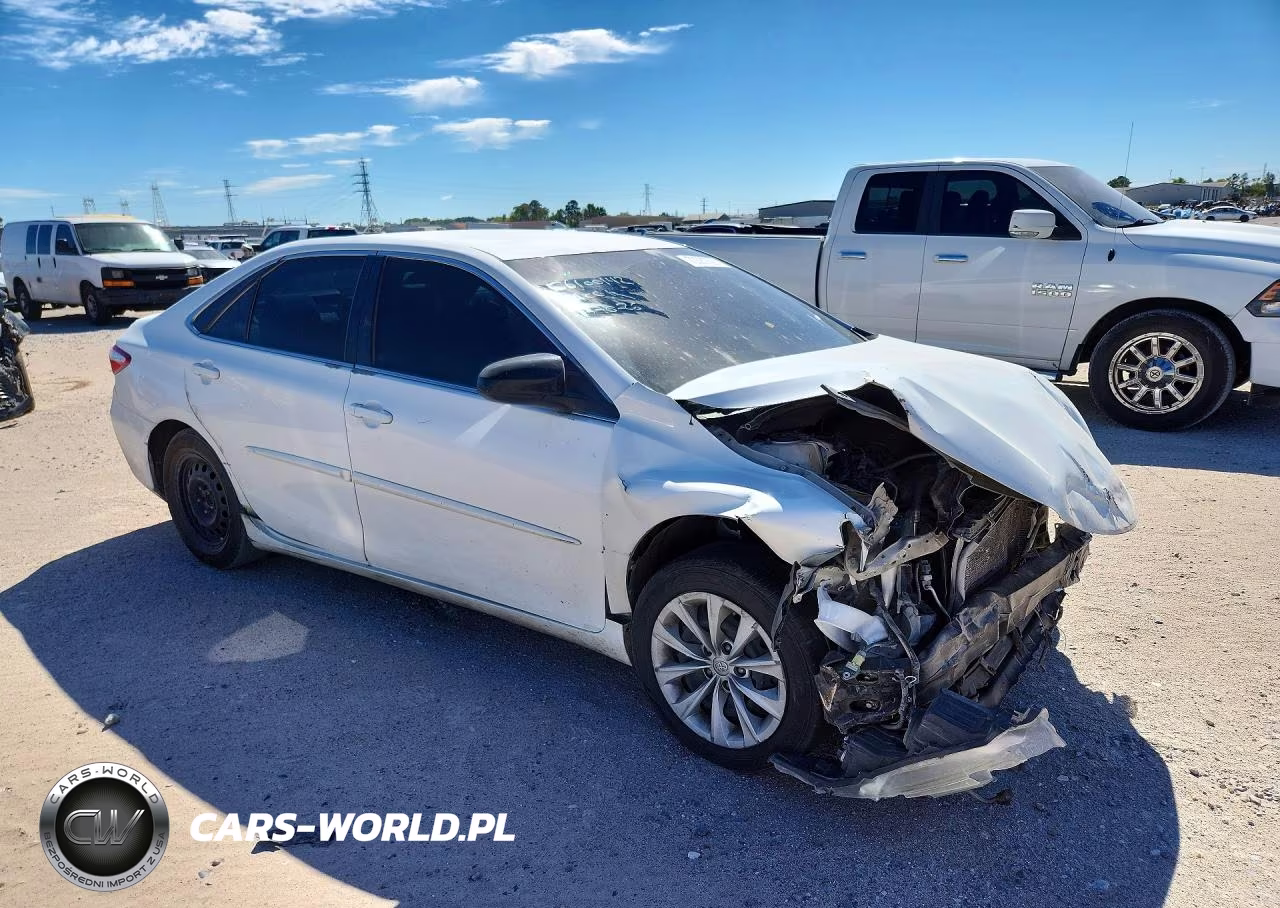 2016 Toyota Camry Le VIN:4T4BF1FK4GR528473 - 4