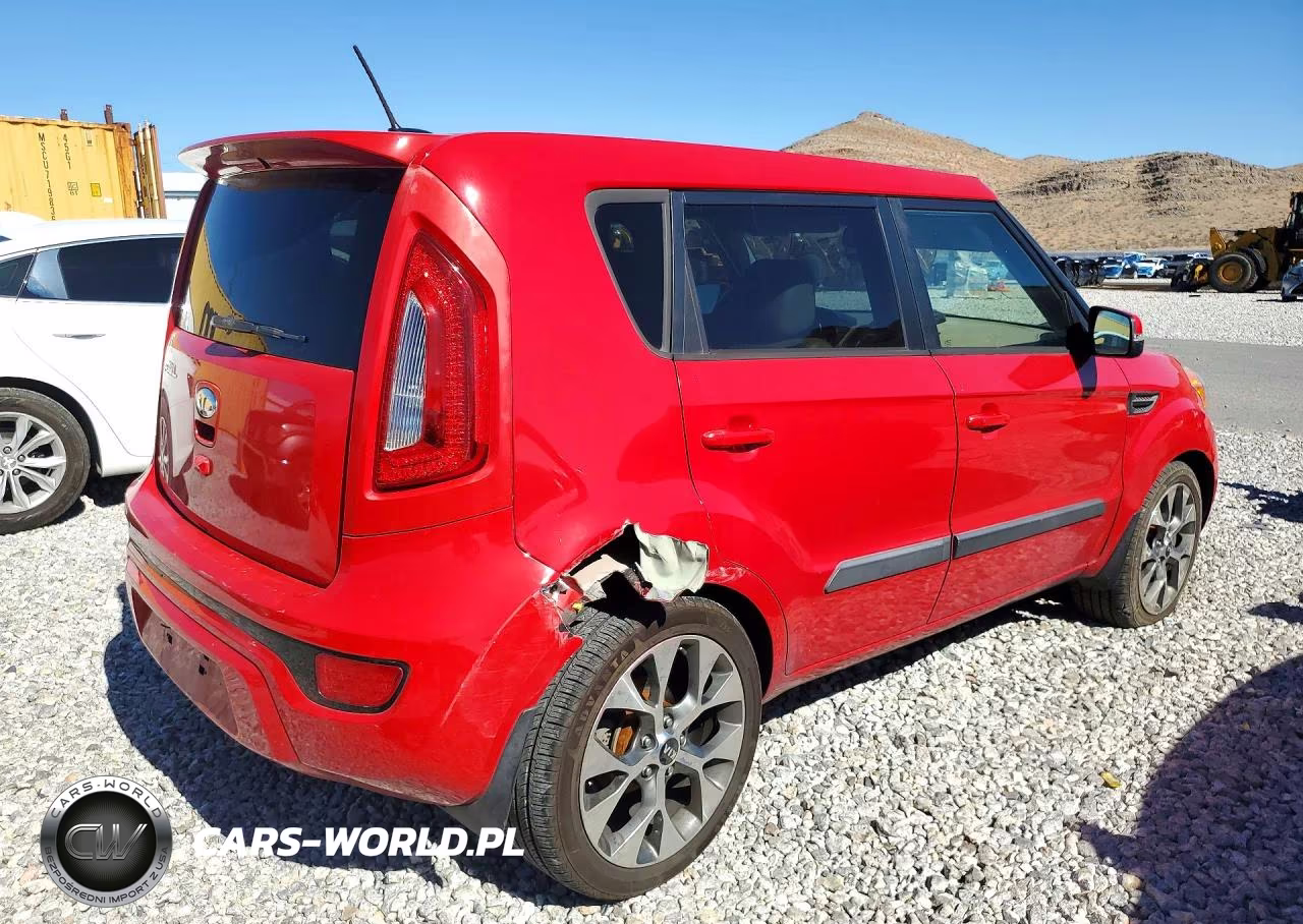 2013 Kia Soul ! VIN:KNDJT2A60D7615364 - 3