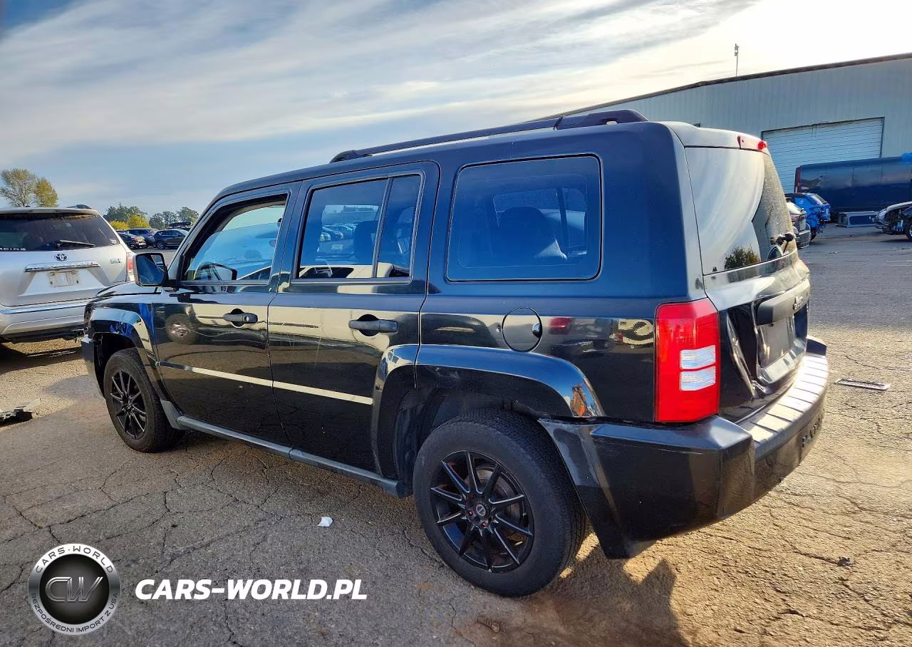 2008 Jeep Patriot Sport VIN:1J8FT28028D682927 - 2