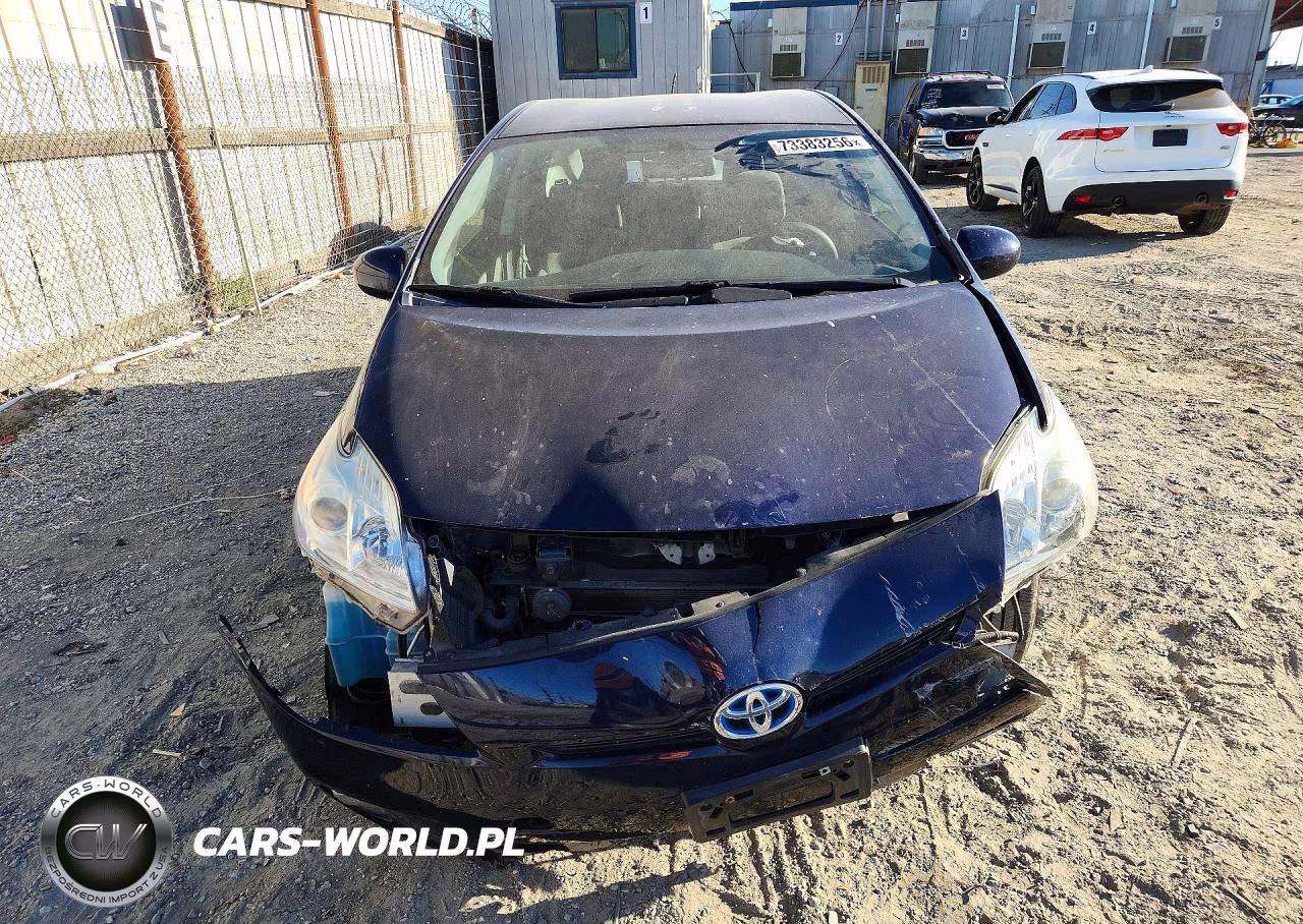 2013 Toyota Prius Two VIN:JTDKN3DU5D0337245 - 5