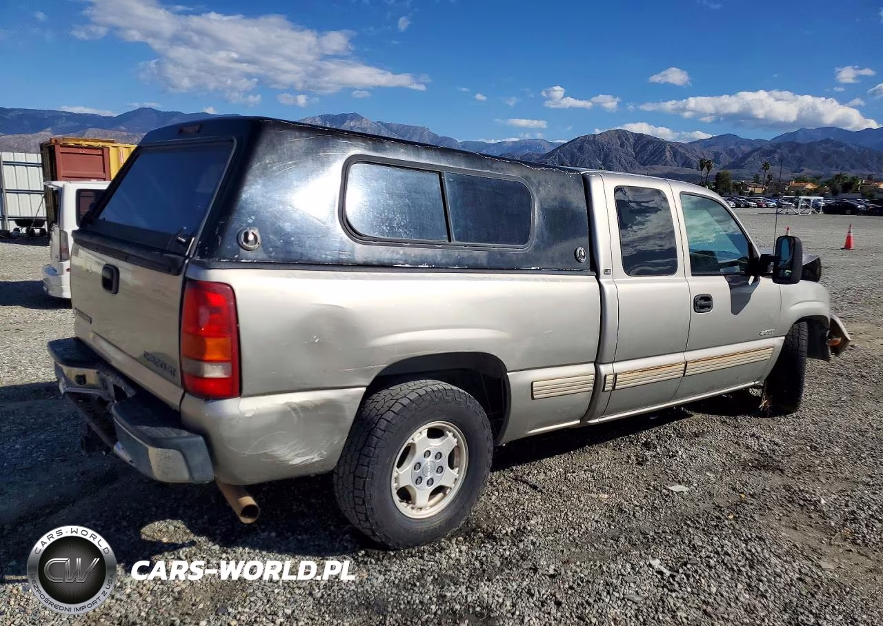 2000 Chevrolet Silverado C1500 VIN:2GCEC19WXY1289009 - 3