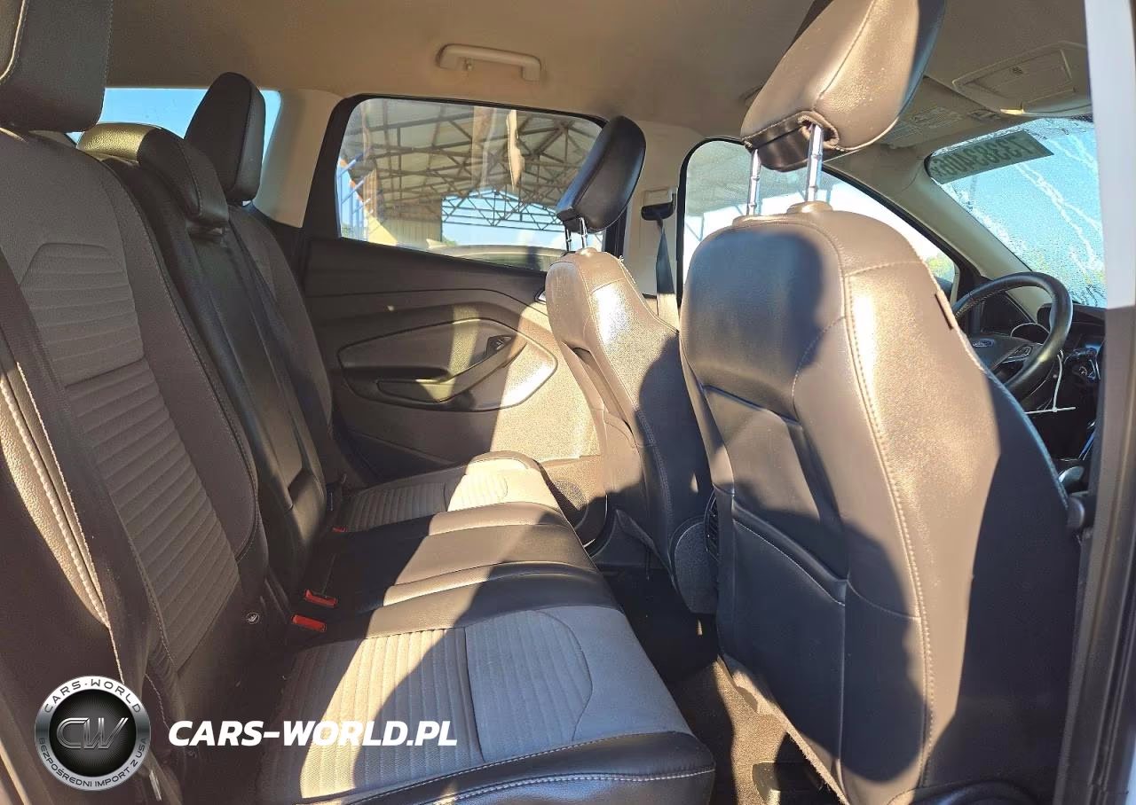 2019 Ford Escape Se VIN:1FMCU9GDXKUA58851 - 11