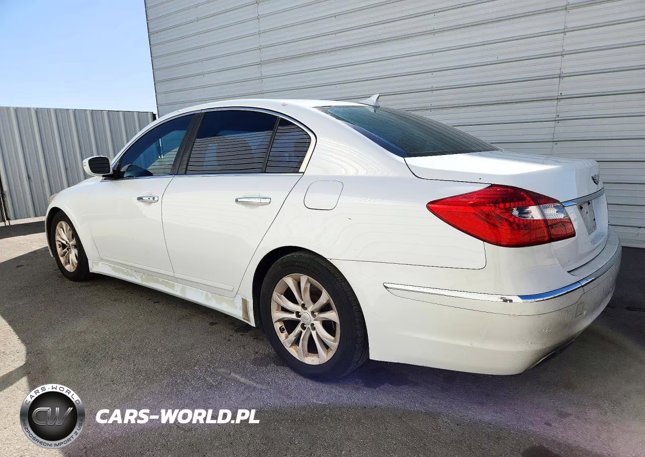 2013 Hyundai Genesis 3.8L VIN:KMHGC4DD5DU217404 - 2