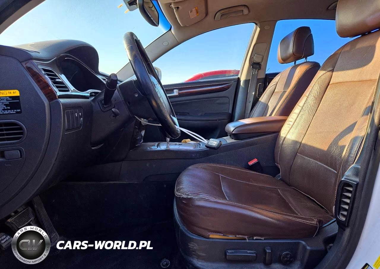 2013 Hyundai Genesis 3.8L VIN:KMHGC4DD5DU217404 - 7