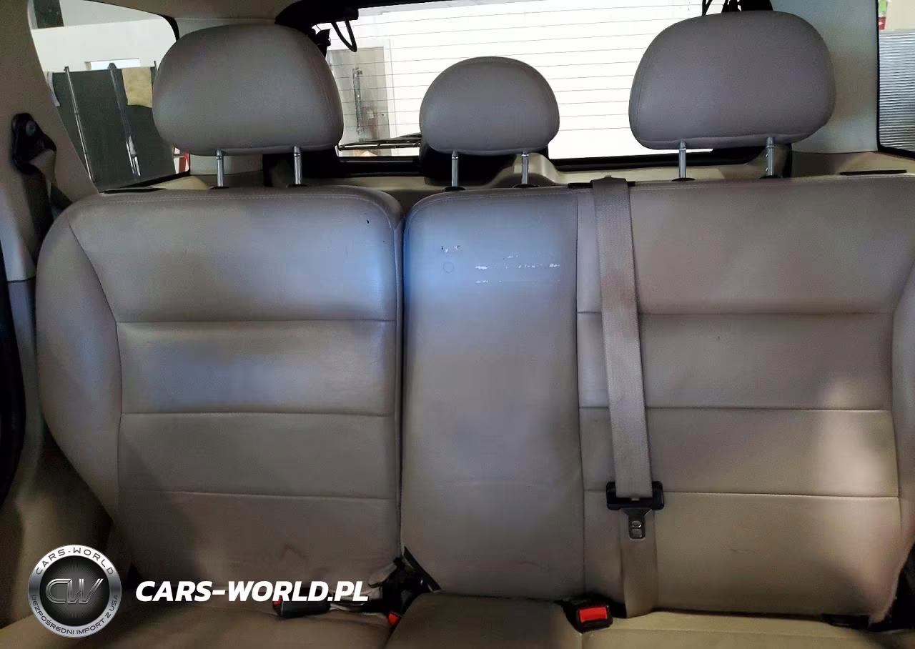2008 Ford Escape Xlt VIN:1FMCU93148KA83048 - 10