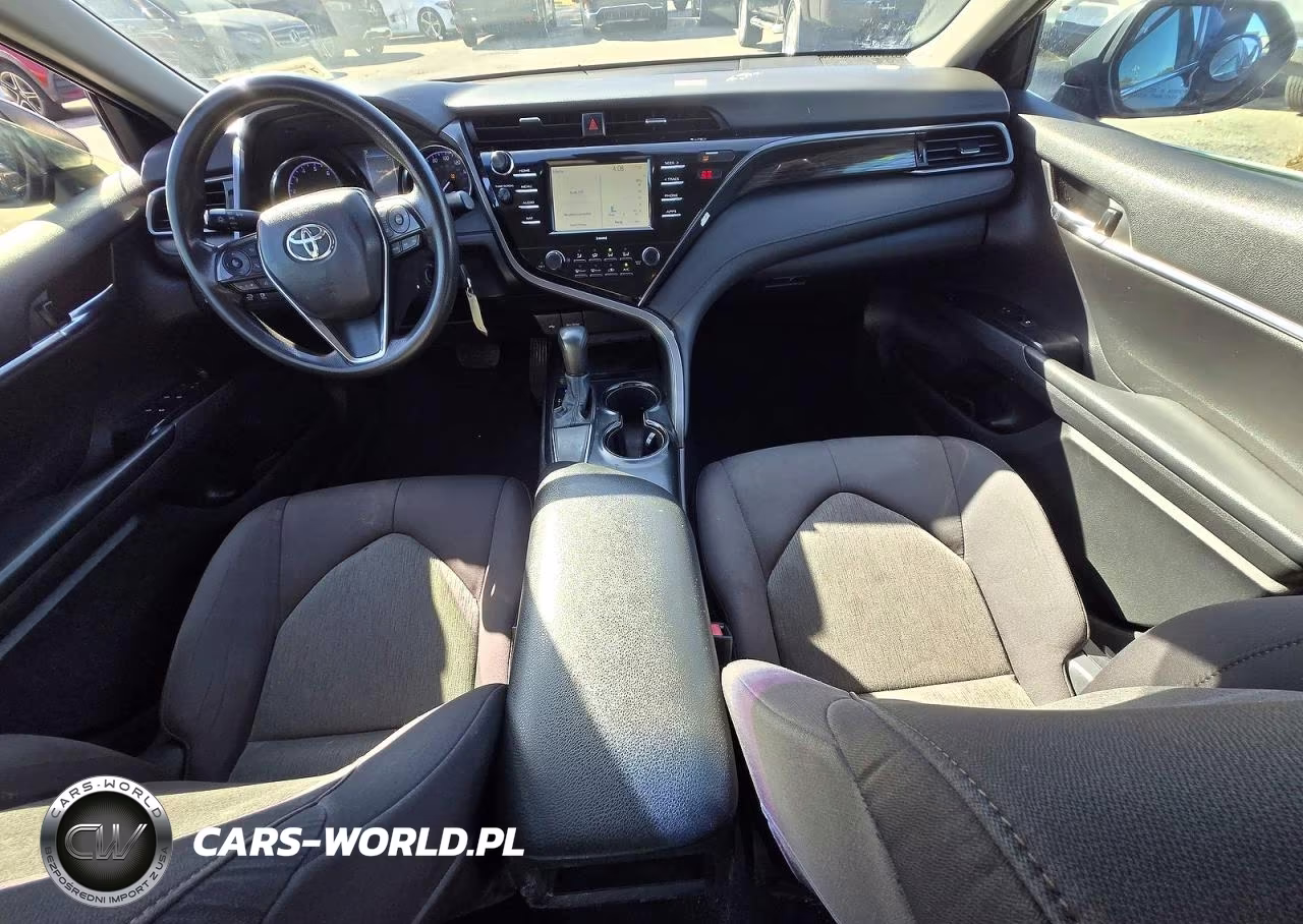 2020 Toyota Camry Le VIN:4T1C11AK1LU315138 - 9