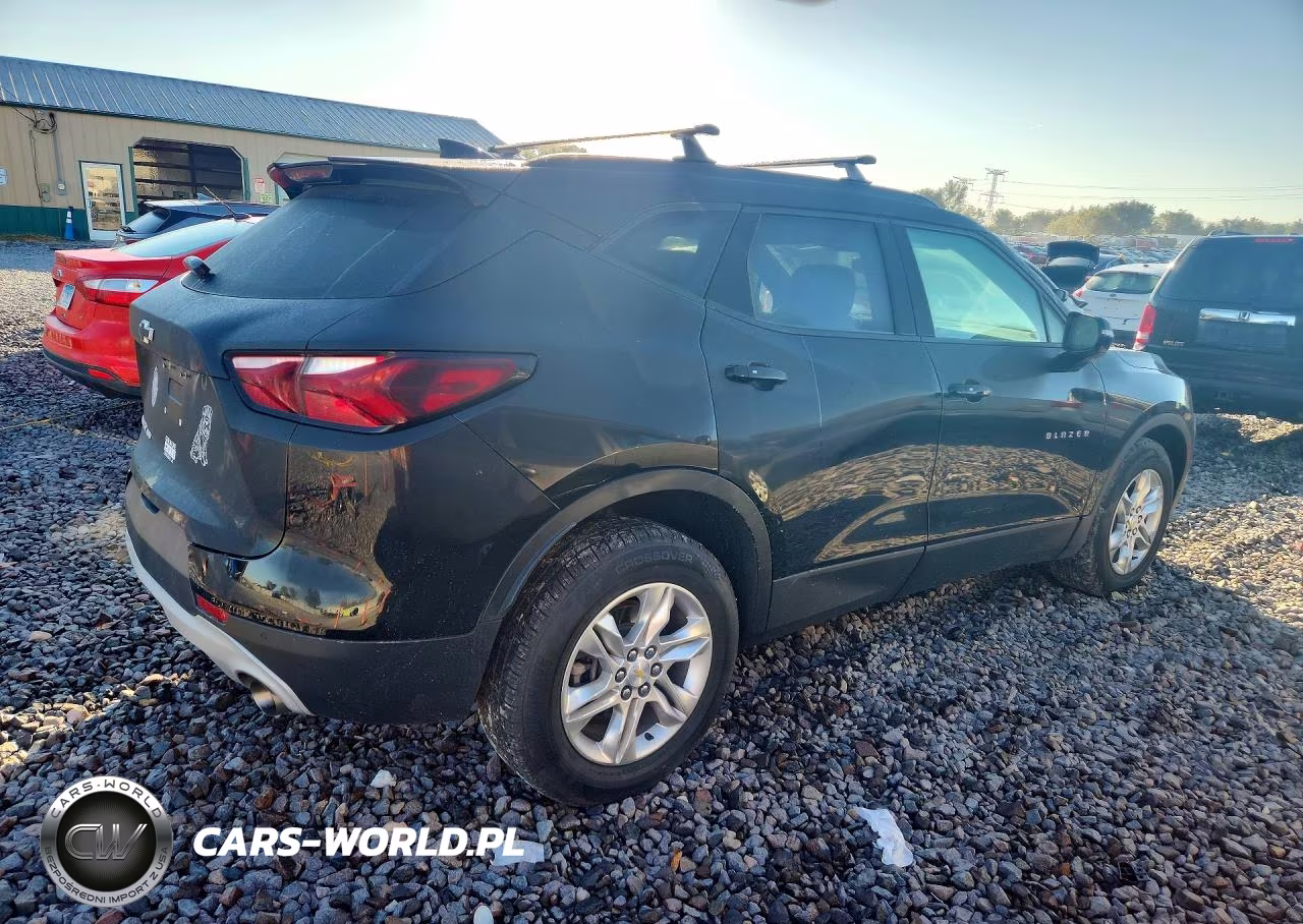 2022 Chevrolet Blazer 2Lt VIN:3GNKBHR41NS158457 - 3