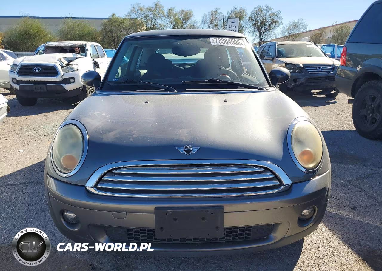 2010 Mini Cooper VIN:WMWMF3C5XATZ23379 - 5