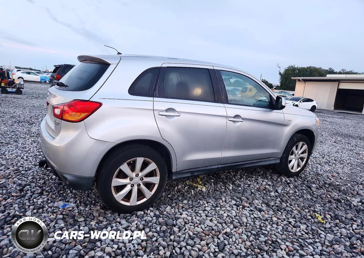 2013 Mitsubishi Outlander Sport Es VIN:4A4AP3AU8DE012952 - 3