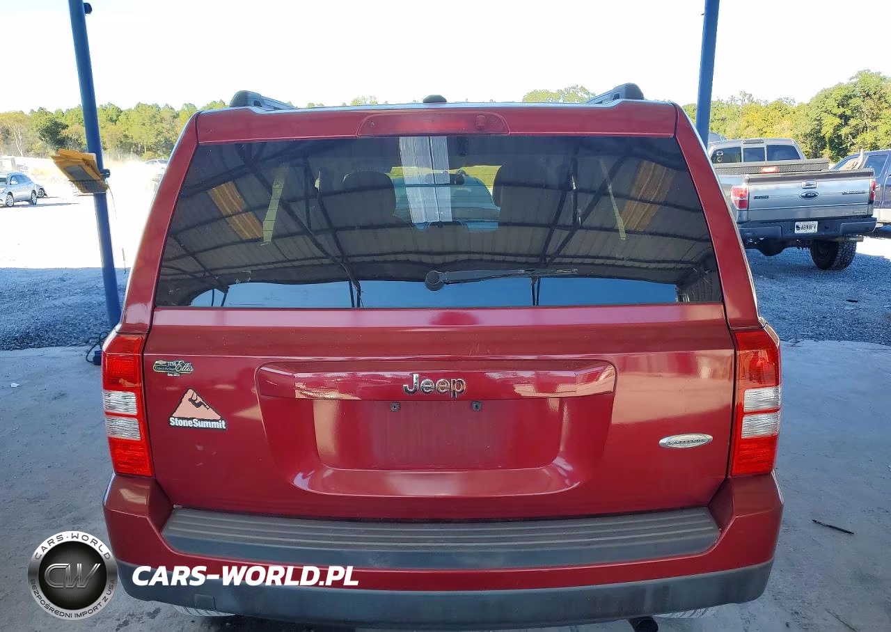 2013 Jeep Patriot Latitude VIN:1C4NJPFA3DD250990 - 6