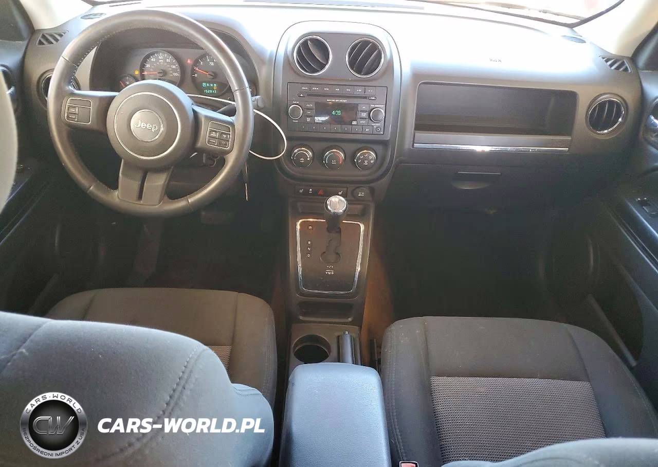 2013 Jeep Patriot Latitude VIN:1C4NJPFA3DD250990 - 8