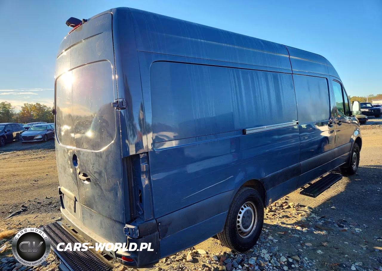 2019 Mercedes-Benz Sprinter 2500-3500 Delivery Van VIN:WD4PF1CD1KP123162 - 3