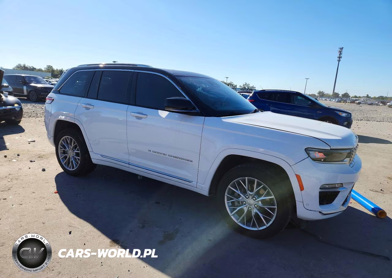 2022 Jeep Grand Cherokee Summit 4Xe VIN:1C4RJYE6XN8749459 - 4