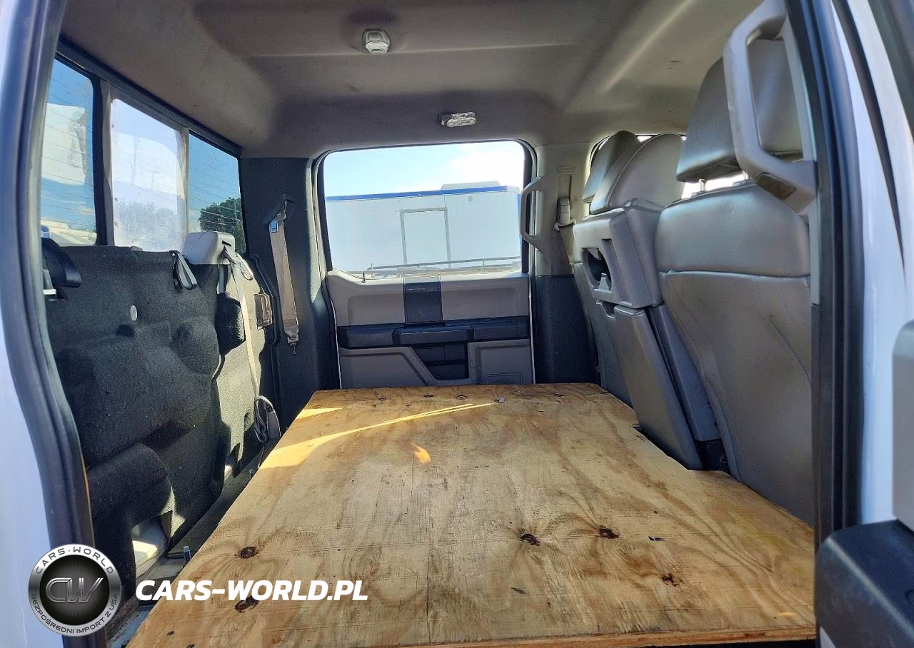 2019 Ford F350 Super Duty VIN:1FD8W3HT4KED44532 - 11