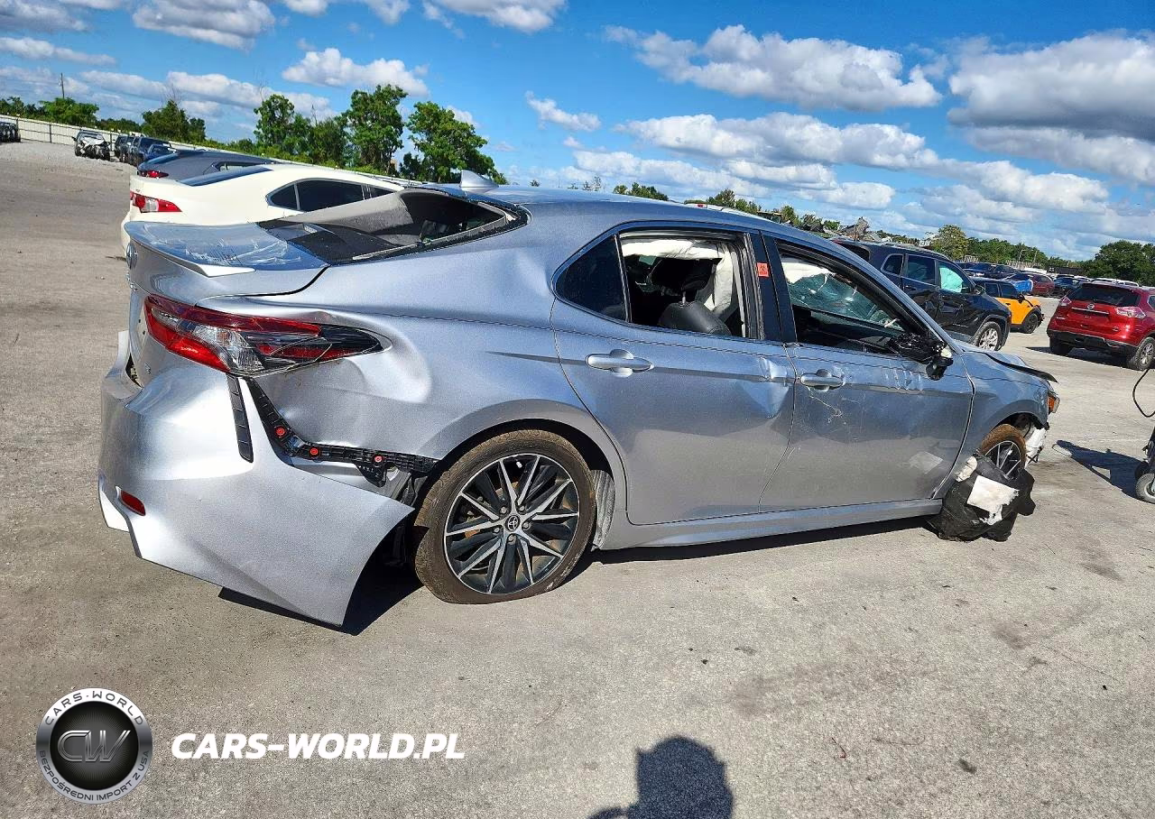 2024 Toyota Camry Se VIN:4T1T11AK6RU843282 - 3