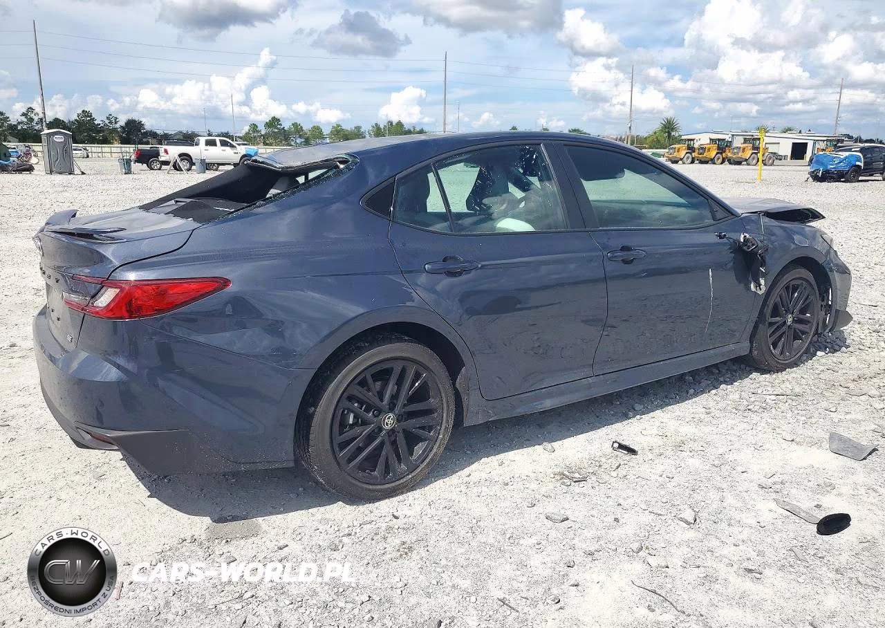 2026 Toyota Camry Se VIN:4T1DAACK7TU751462 - 3