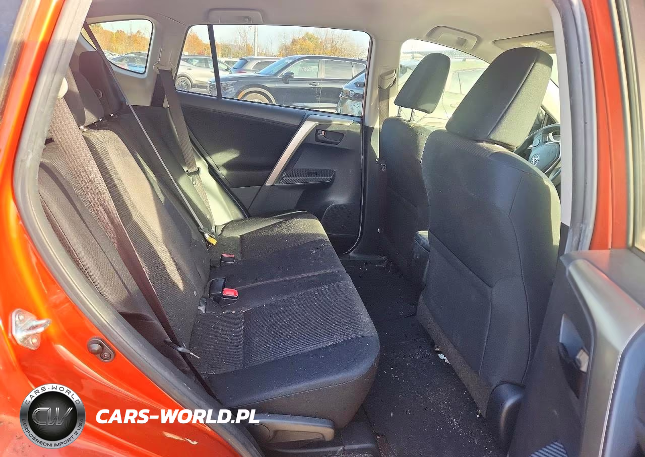 2015 Toyota Rav4 Le VIN:JTMBFREV7FD117348 - 11