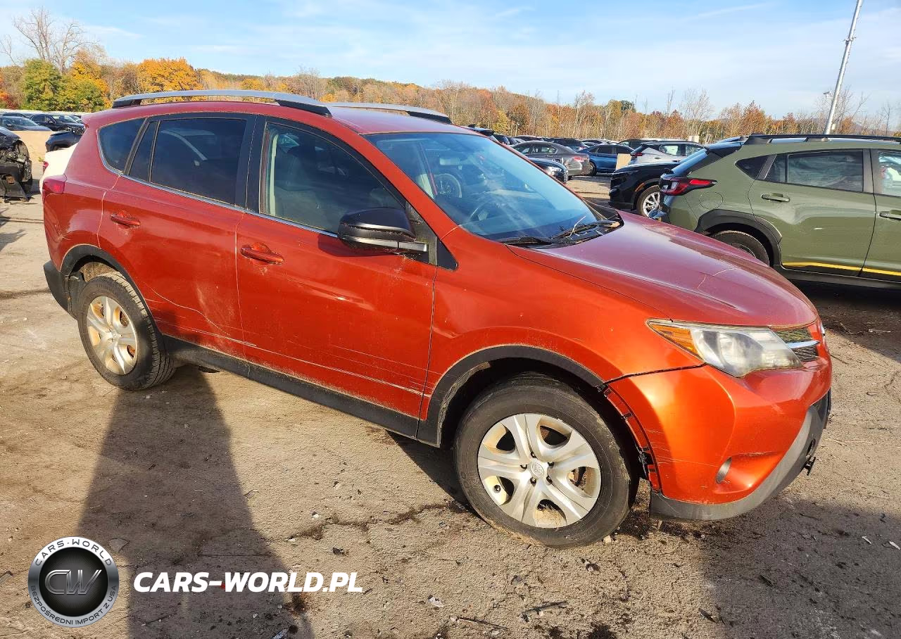 2015 Toyota Rav4 Le VIN:JTMBFREV7FD117348 - 4