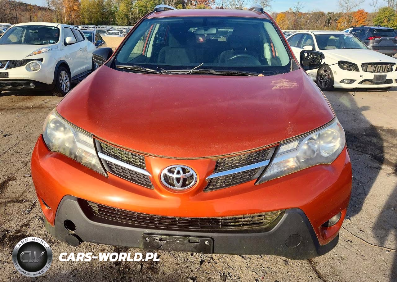 2015 Toyota Rav4 Le VIN:JTMBFREV7FD117348 - 5