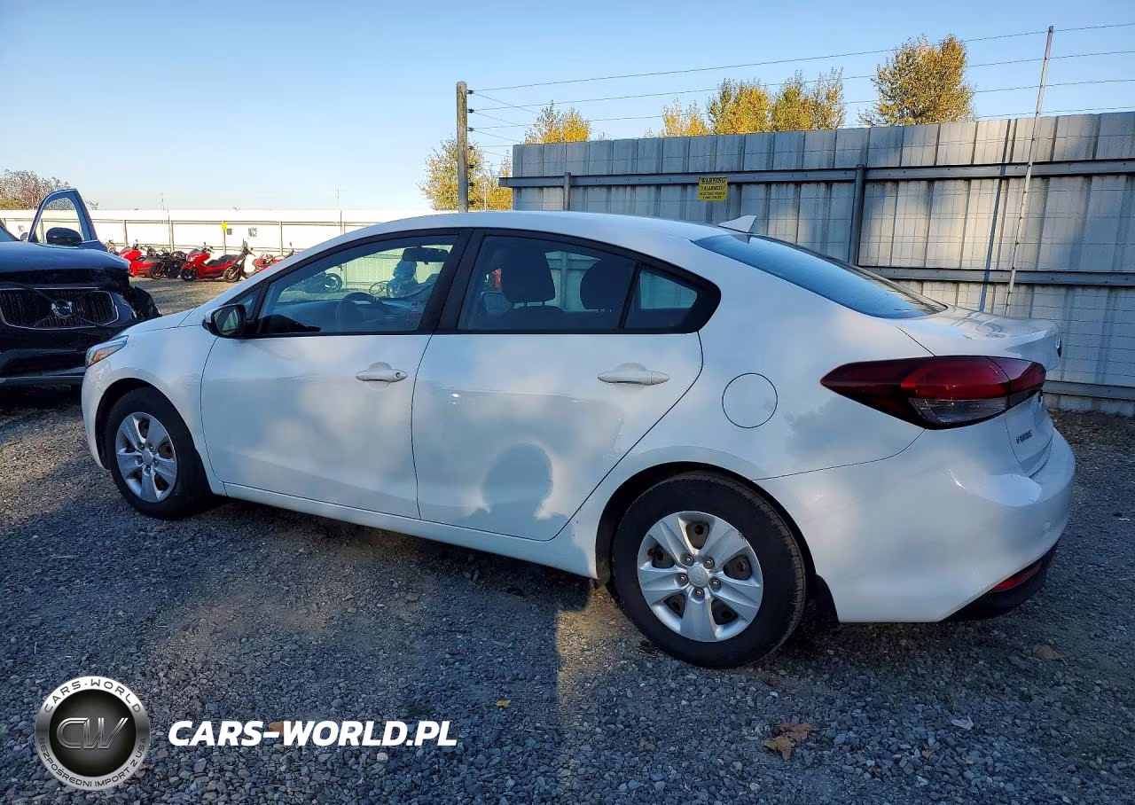 2018 Kia Forte Lx VIN:3KPFK4A71JE205472 - 2