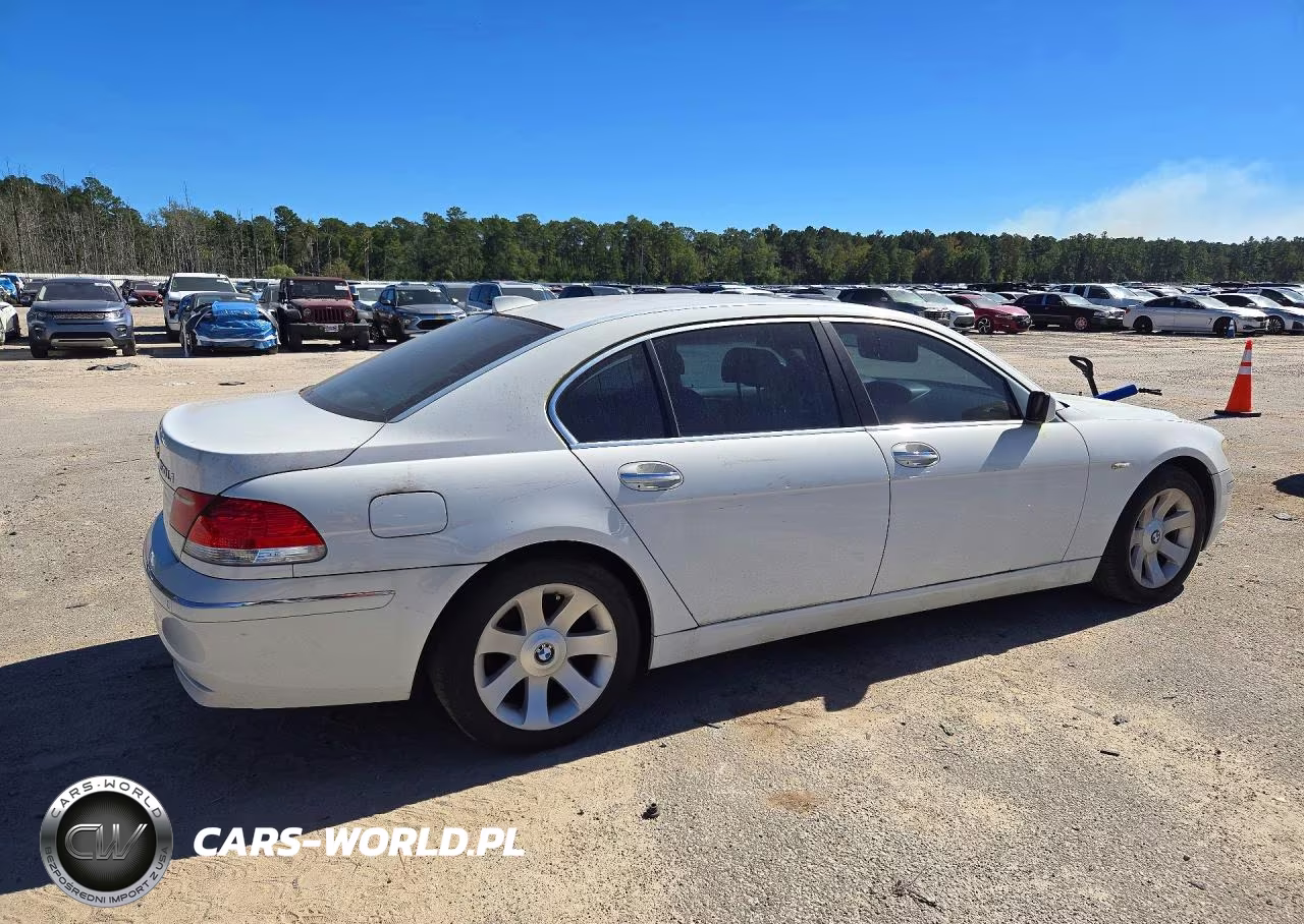 2007 BMW 750 VIN:WBAHN83587DT72101 - 3