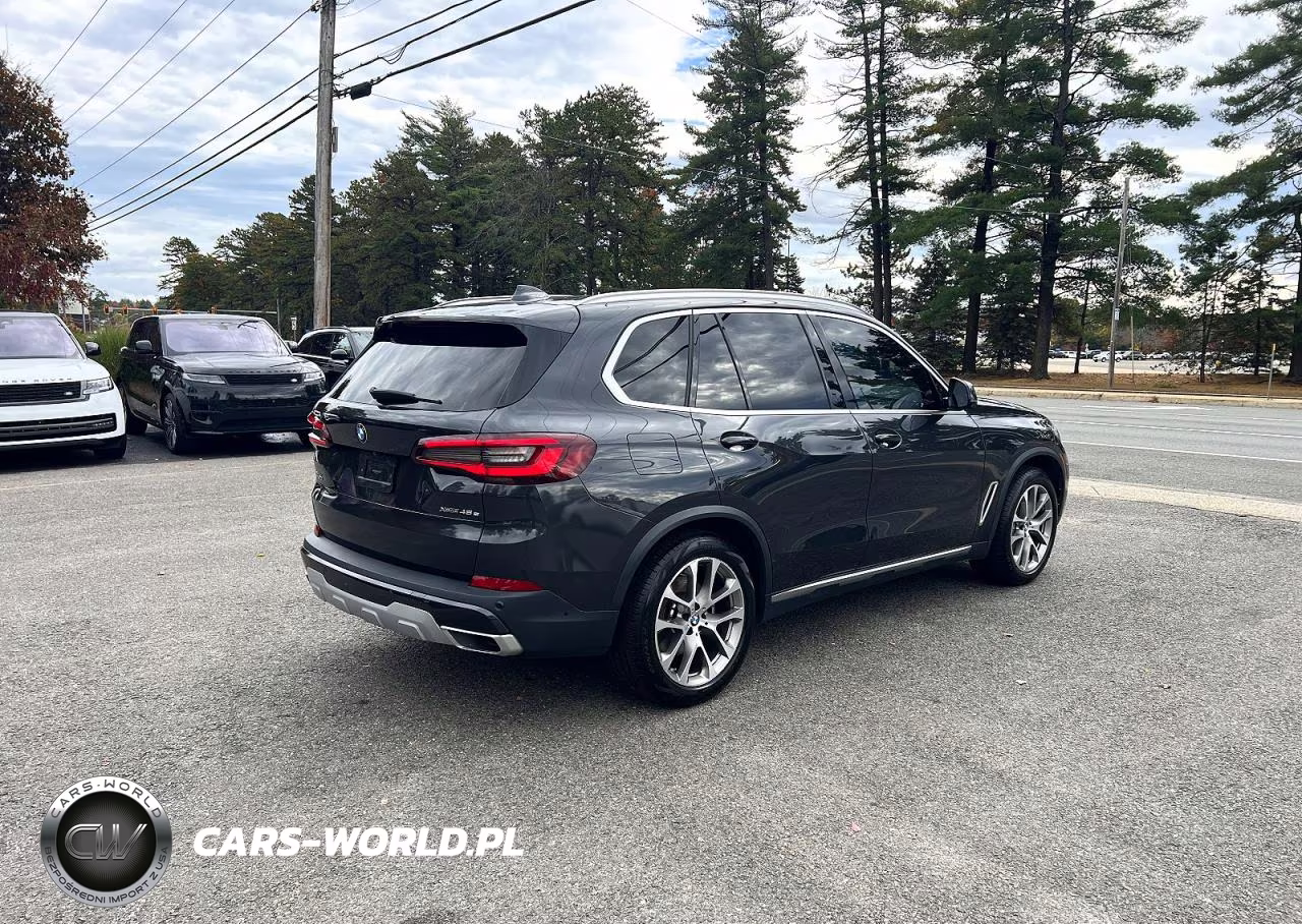 2021 BMW X5 xDrive45E VIN:5UXTA6C00M9E52431 - 4