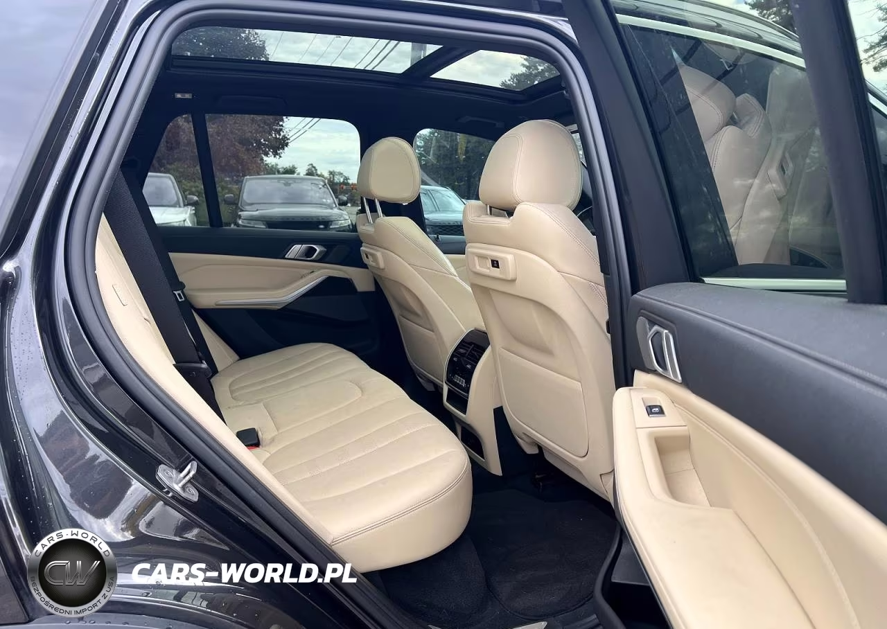 2021 BMW X5 xDrive45E VIN:5UXTA6C00M9E52431 - 6