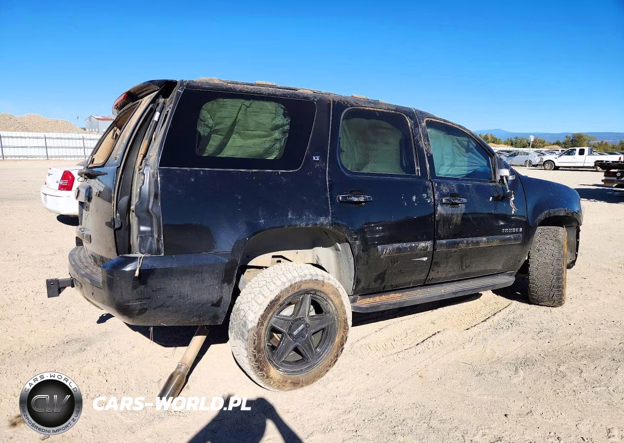 2007 Chevrolet Tahoe K1500 VIN:1GNFK13067J120533 - 3