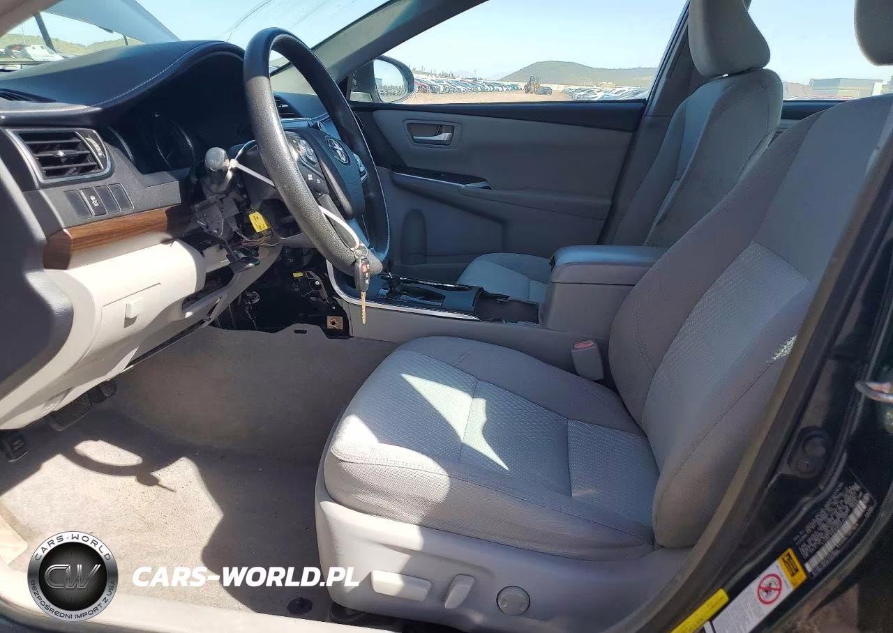 2016 Toyota Camry Le VIN:4T4BF1FKXGR543737 - 7