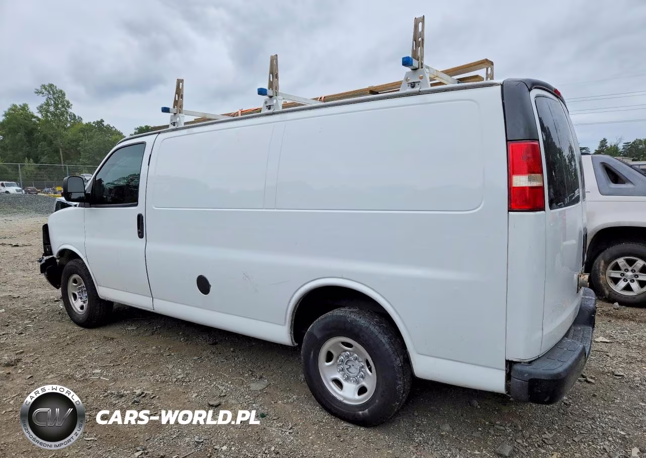 2015 Chevrolet Express G2500 VIN:1GCWGFCF8F1283484 - 2
