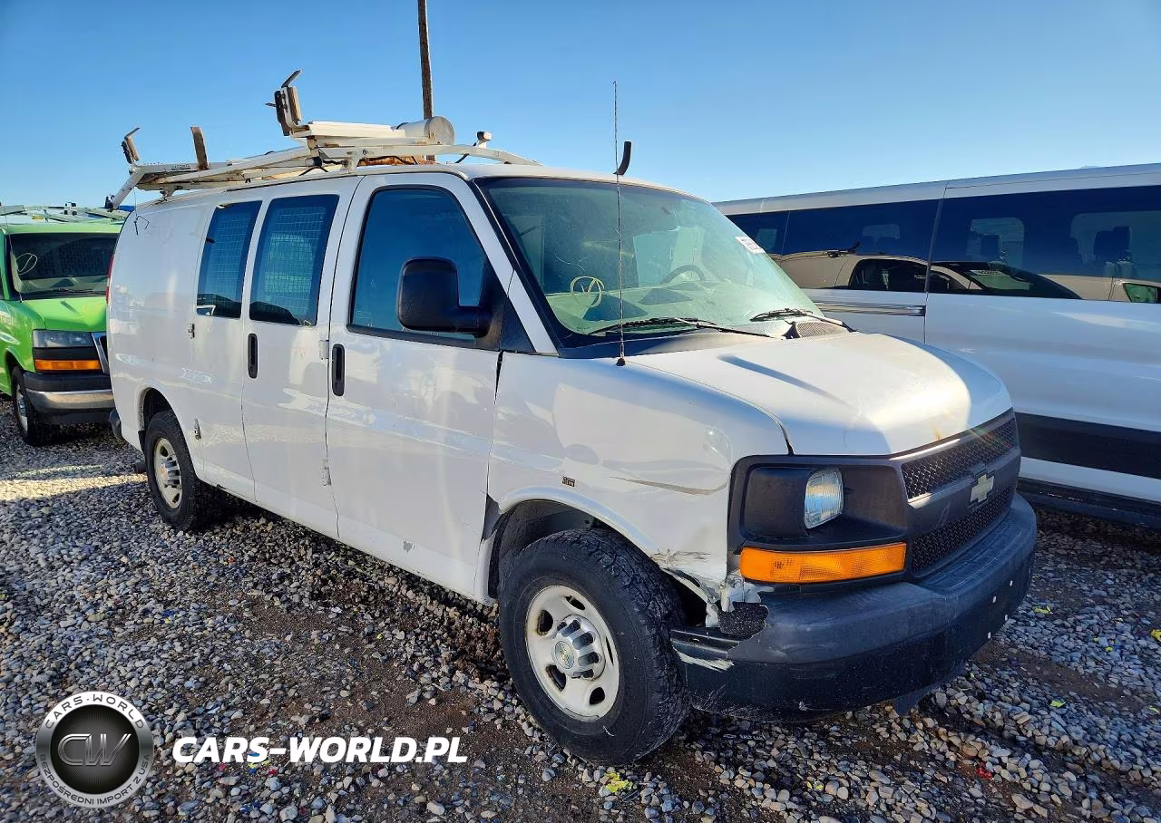 2013 Chevrolet Express G2500 VIN:1GCWGFCB3D1902292 - 4