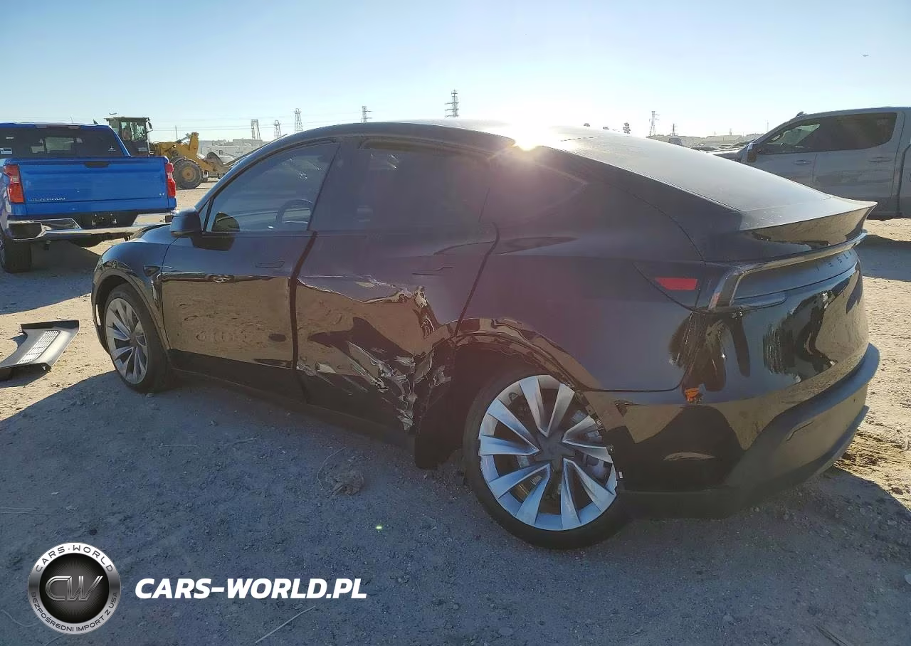2026 Tesla Model Y VIN:7SAYGDED0TA593804 - 2