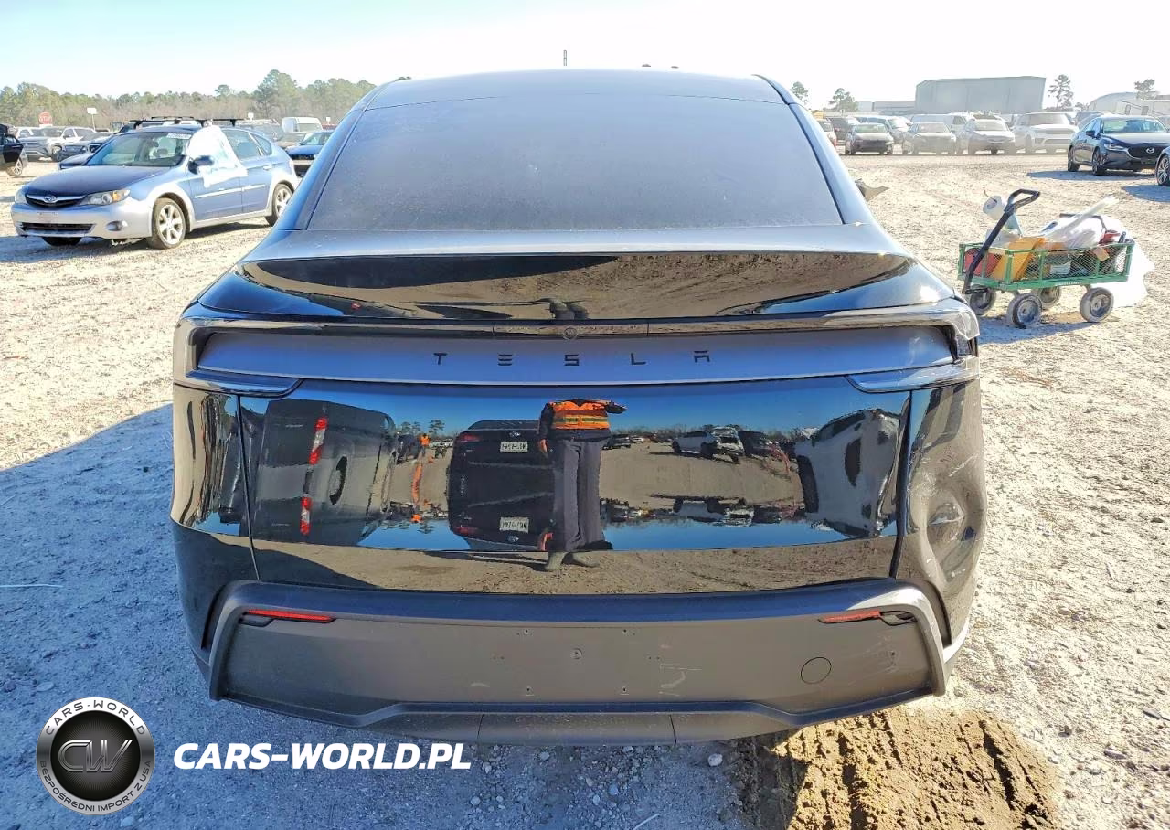 2026 Tesla Model Y VIN:7SAYGDED0TA593804 - 6