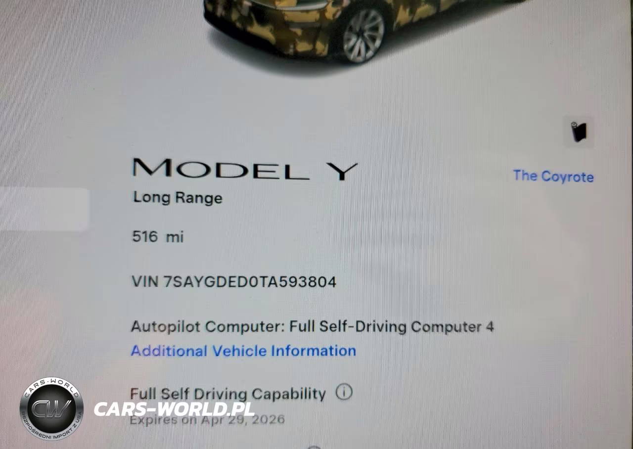 2026 Tesla Model Y VIN:7SAYGDED0TA593804 - 9
