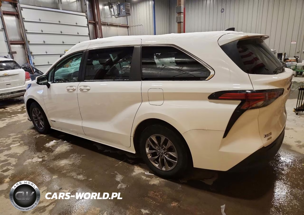 2021 Toyota Sienna Le VIN:5TDKSKFC0MS001166 - 2