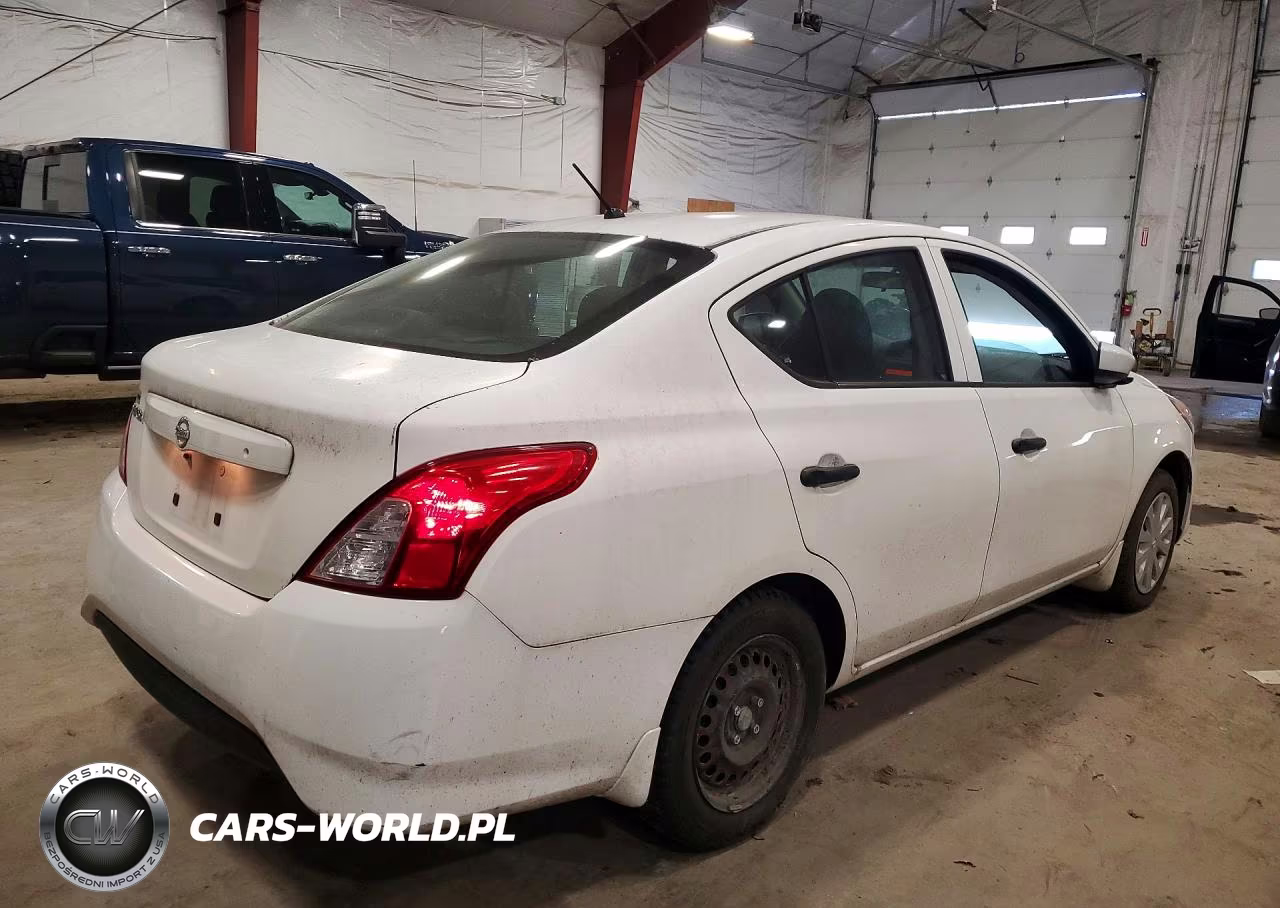 2018 Nissan Versa S VIN:3N1CN7AP6JL813238 - 3
