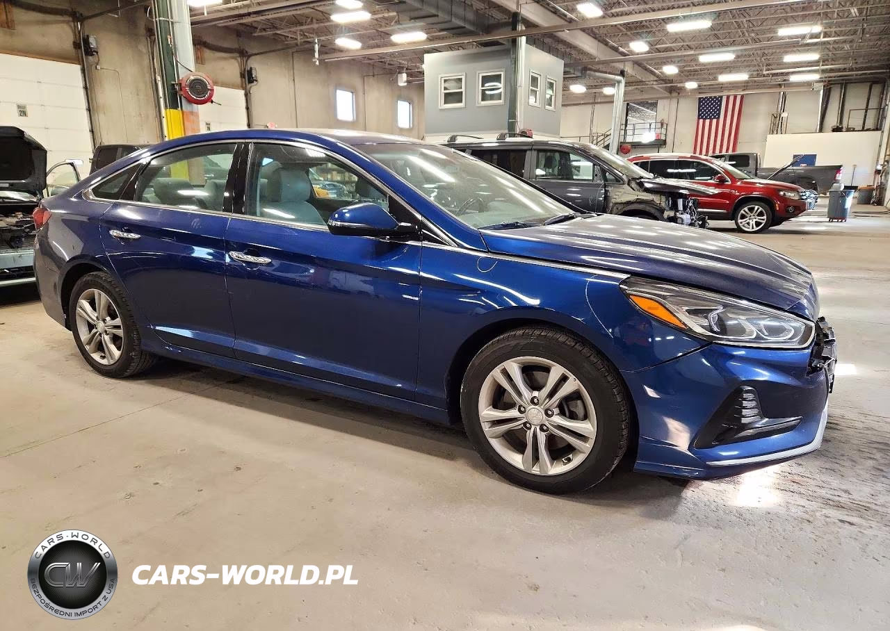 2018 Hyundai Sonata Limited VIN:5NPE34AF1JH641962 - 4