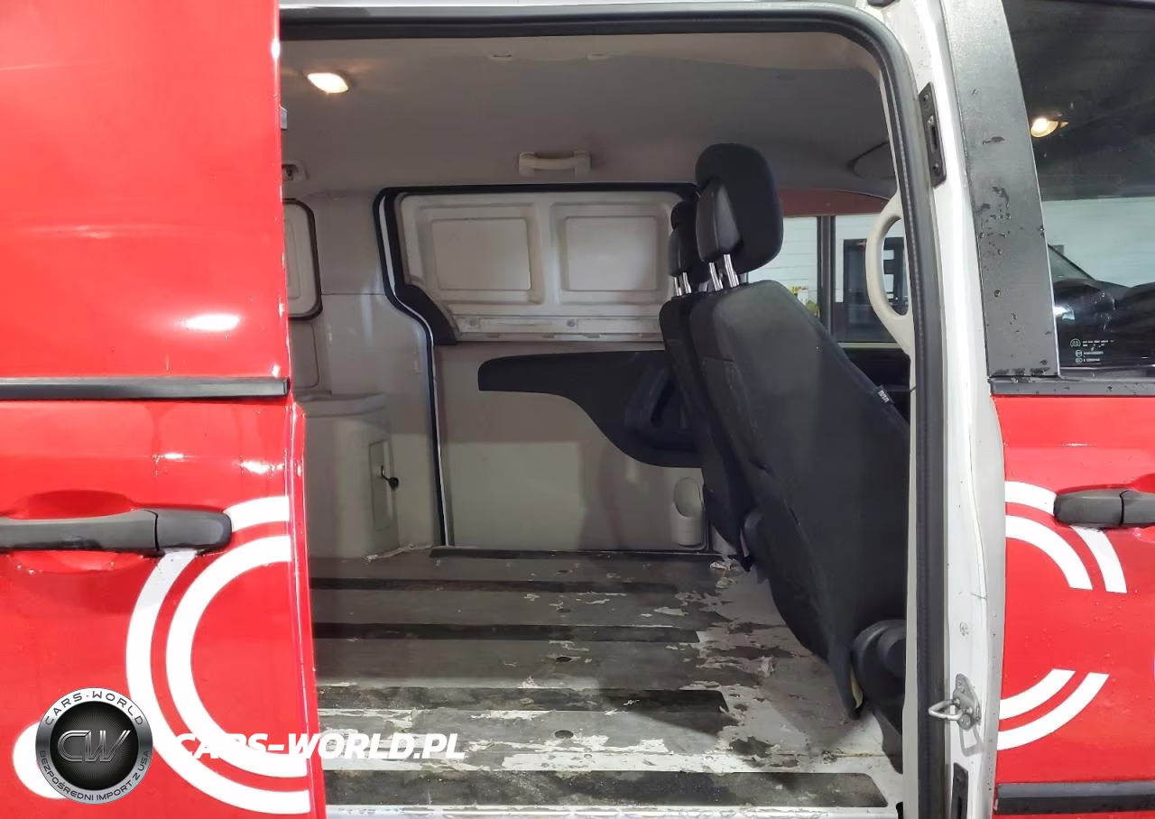 2015 Ram Tradesman VIN:2C4JRGAG6FR681942 - 11