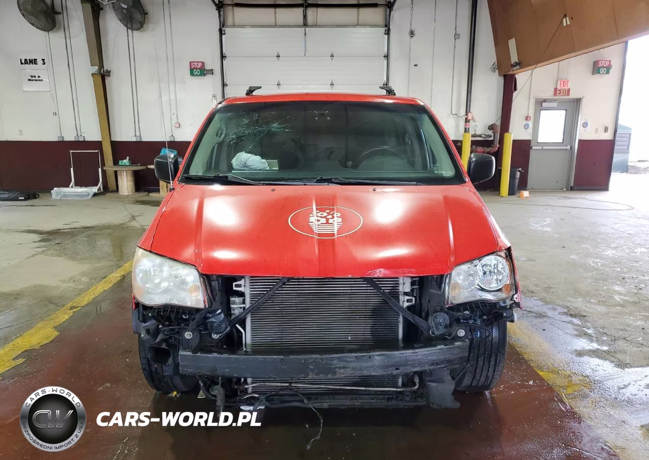 2015 Ram Tradesman VIN:2C4JRGAG6FR681942 - 5