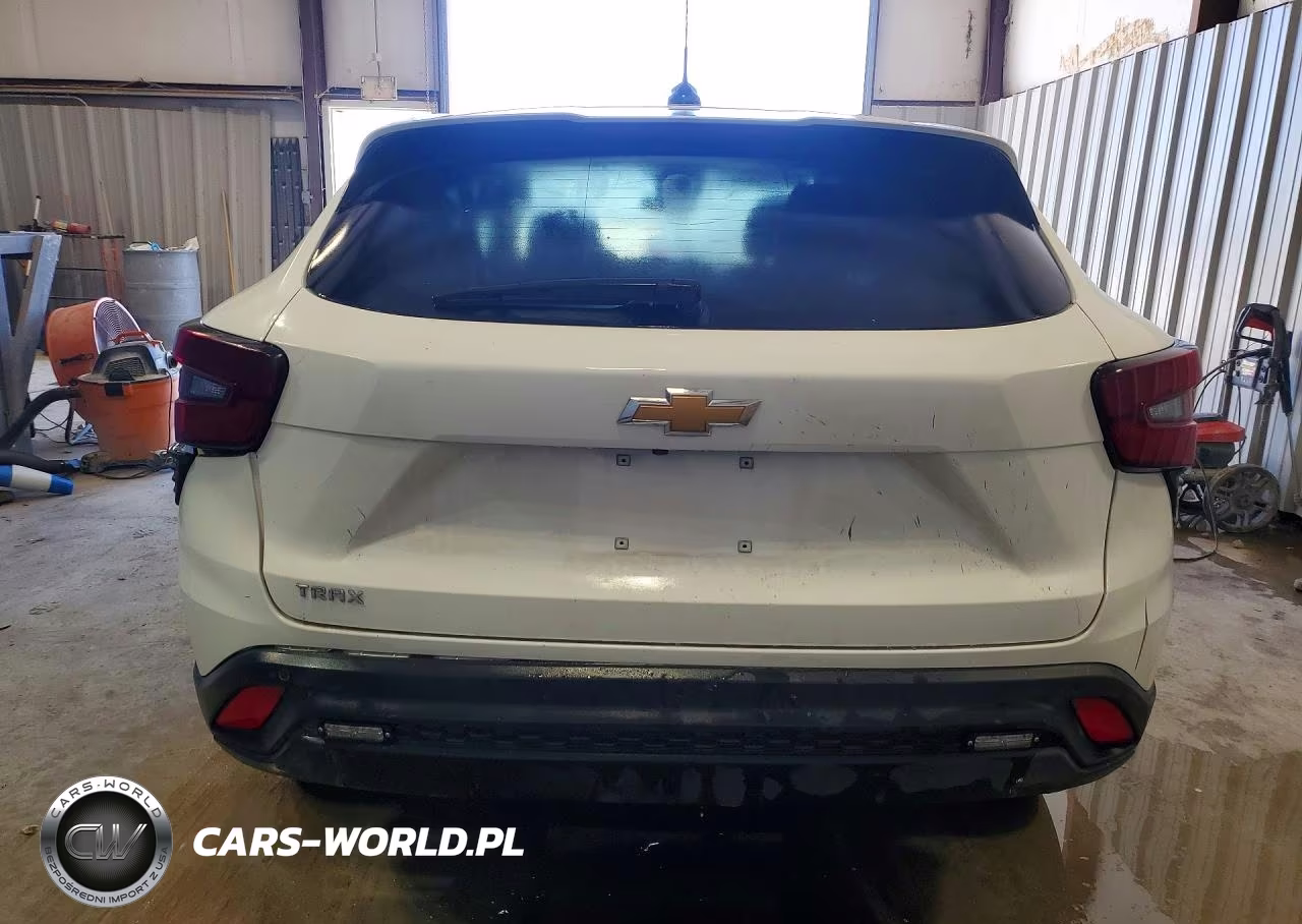 2025 Chevrolet Trax Ls VIN:KL77LFEPXSC199197 - 6