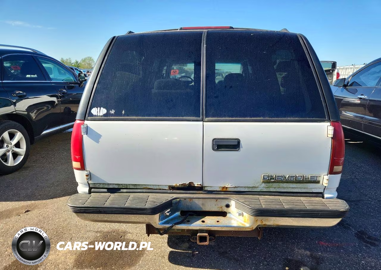 1999 Chevrolet Suburban C1500 VIN:3GNEC16R8XG261267 - 6