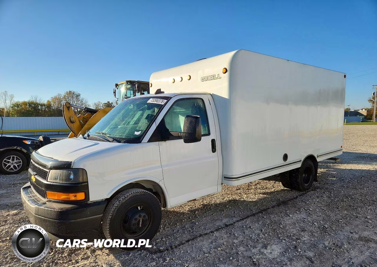 2020 Chevrolet Express G4500 VIN:1HA6GUCG3LN003323 - 1